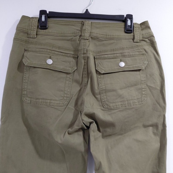 Women's Olive Green Wide-Leg Pants - Picture 10 of 16